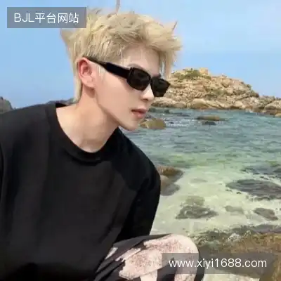 柯恋旖